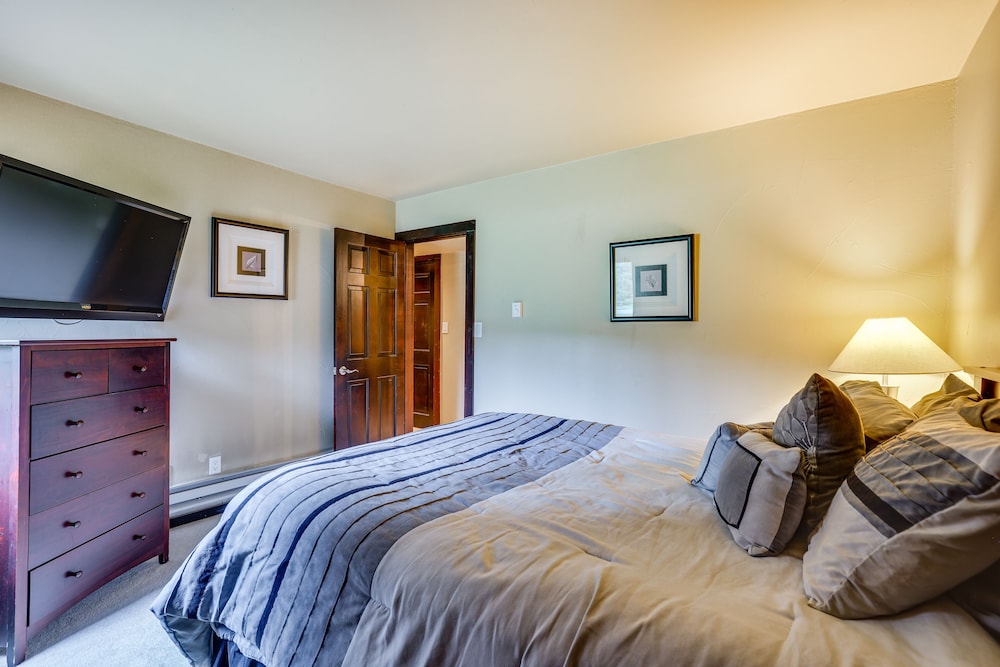 Dillon Vacation Rental: 1 Mi to Keystone Resort - photo 4