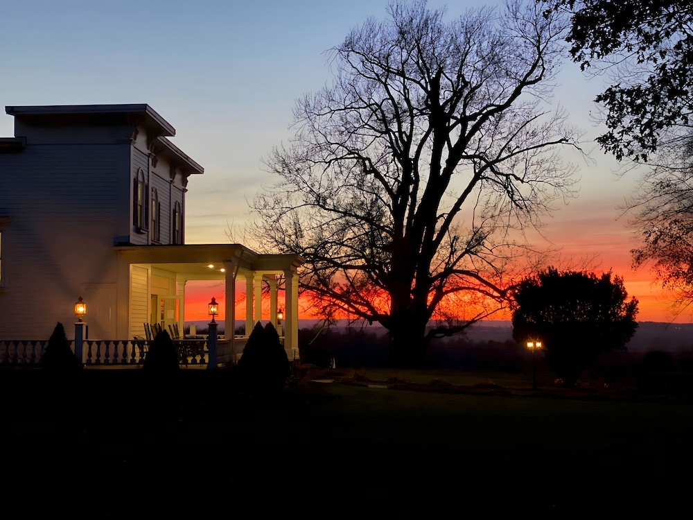 John Joseph Inn - photo 47