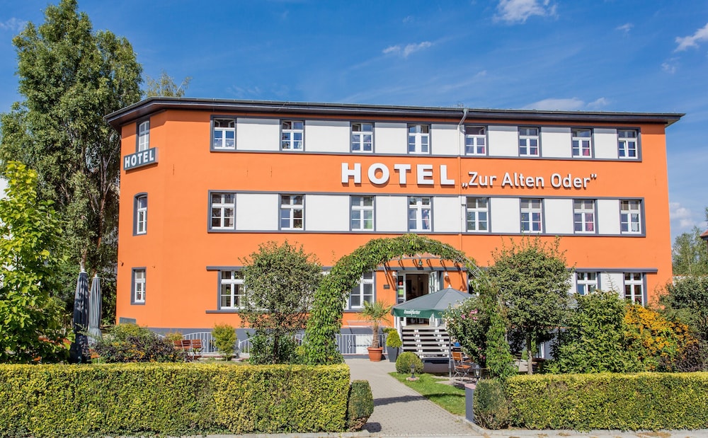 Hotel Zur Alten Oder Frankfurt — hotel in Frankfurt (Oder)