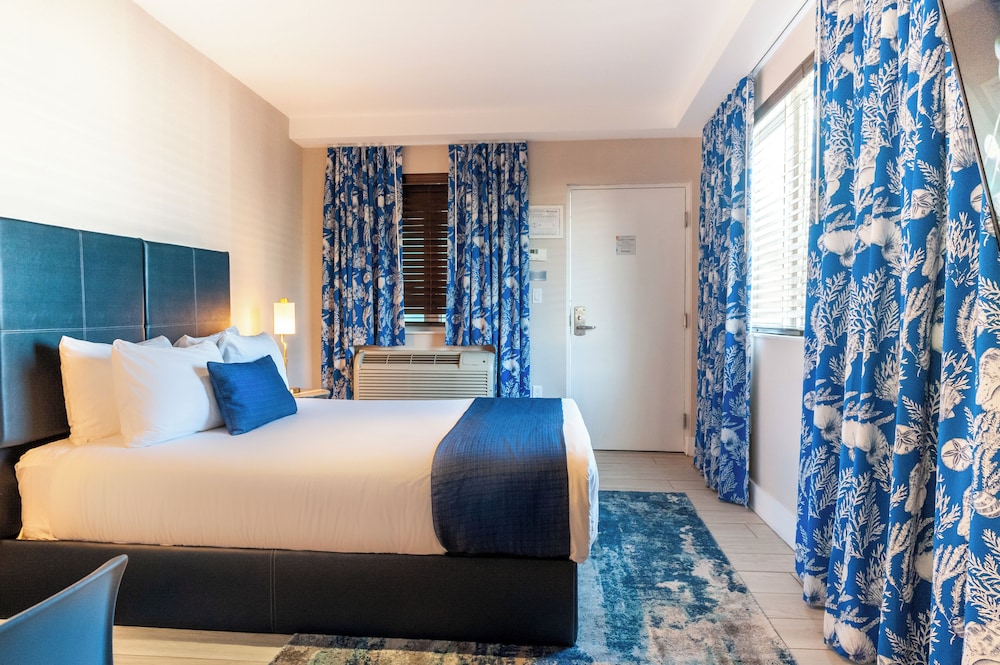 Waterside Hotel and Suites - photo 9
