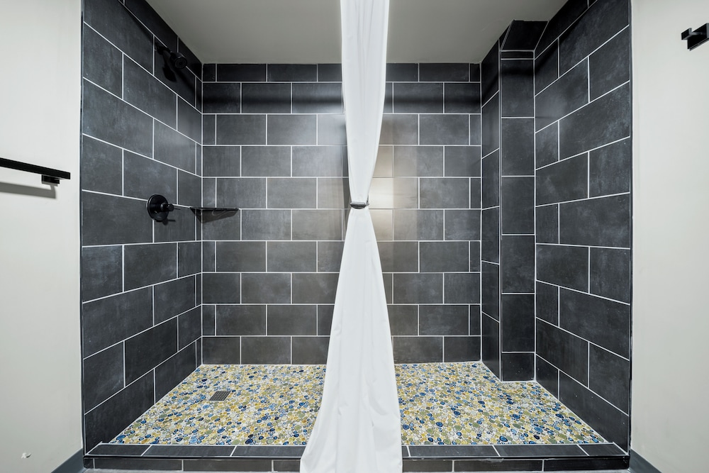 The Suites at Prairie Falls & Event Center - photo 40