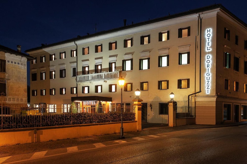 Hotel Doriguzzi — hotel in Feltre