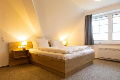 Cuxlandhotel Doppelzimmer 123 in Dorum, Germany