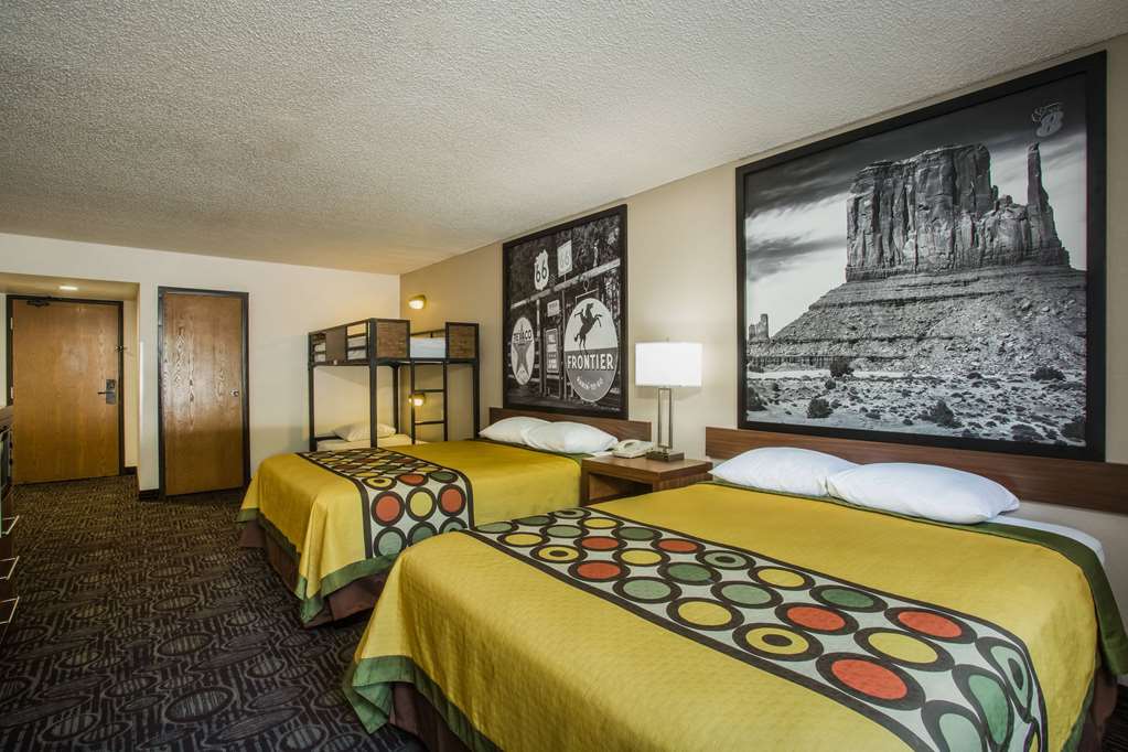 Super 8 by Wyndham Flagstaff - photo 17