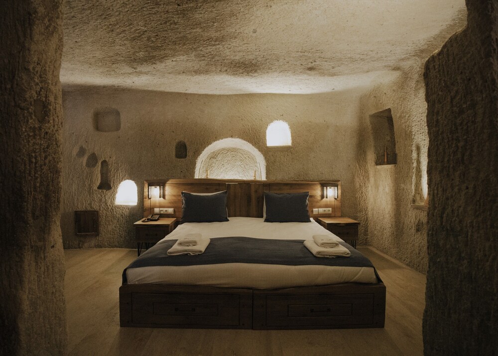 Yilki Cave Suites - last minute hotel in Uerguep