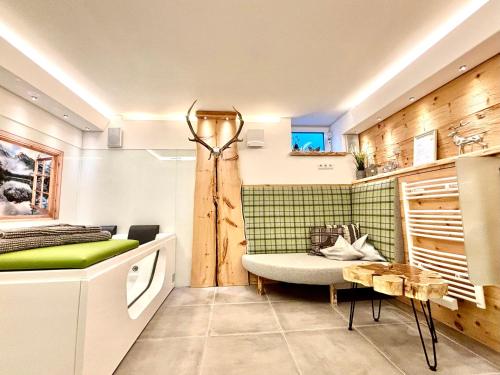 Ferienwohnung im Usseltal Zirben Spa Monheimer Alb Altmühltal Familie Geyer Daiting — 5-Star Luxury Hotel in Monheim, Germany