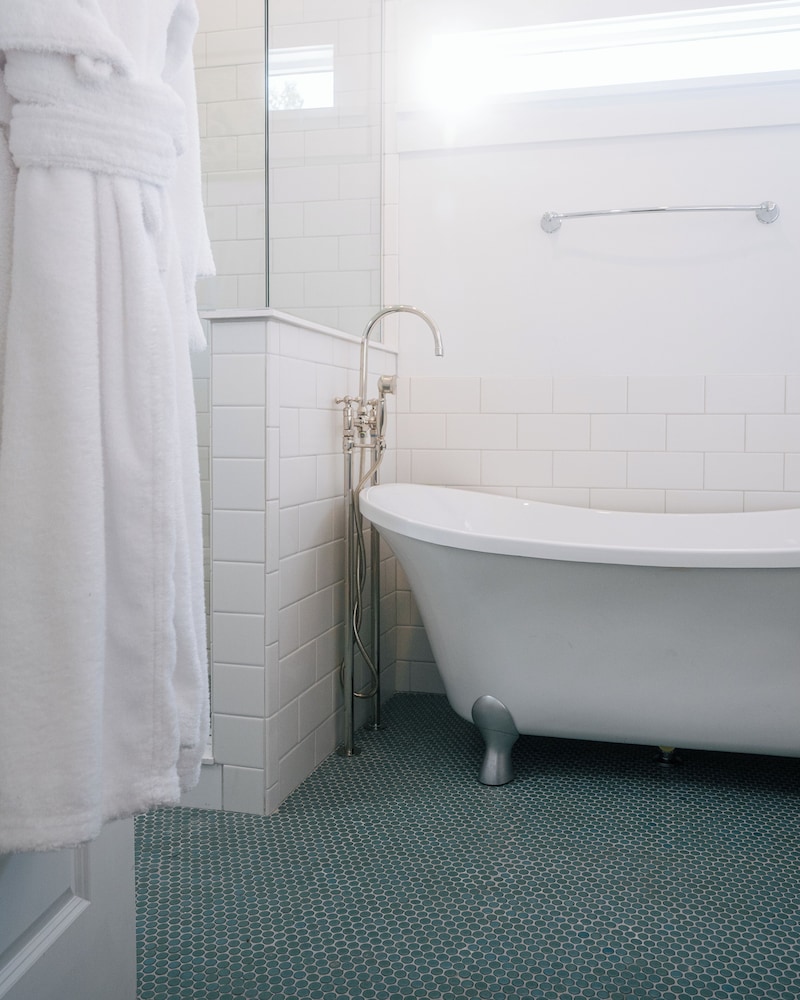 Ducktrap Motel - photo 81