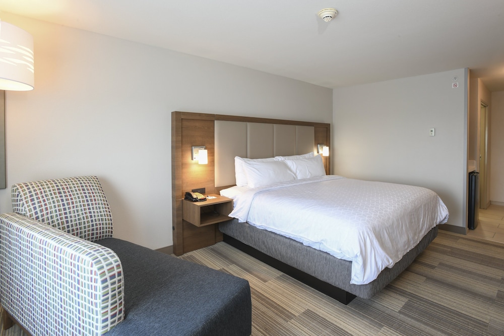 Holiday Inn Express Hotel & Suites Richwood Cincinnati South by IHG - photo 15