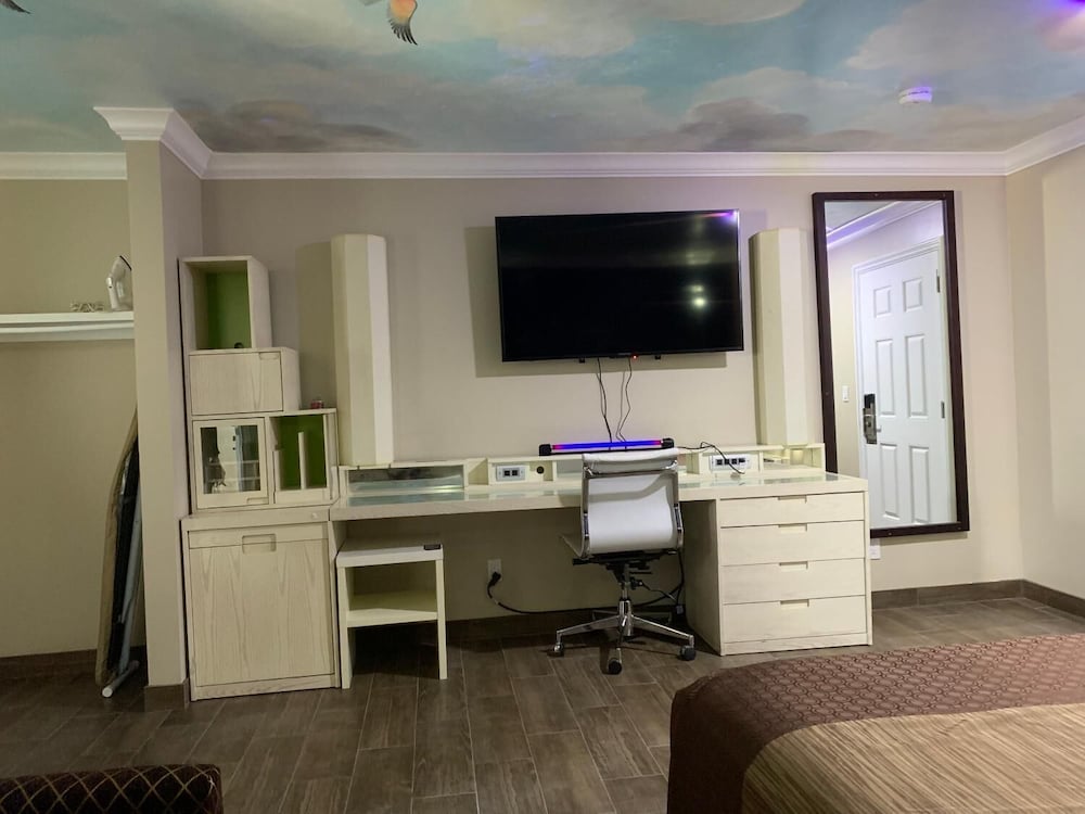 Mesa Motel - photo 16
