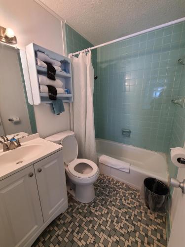 The Savannah Inn - photo 23