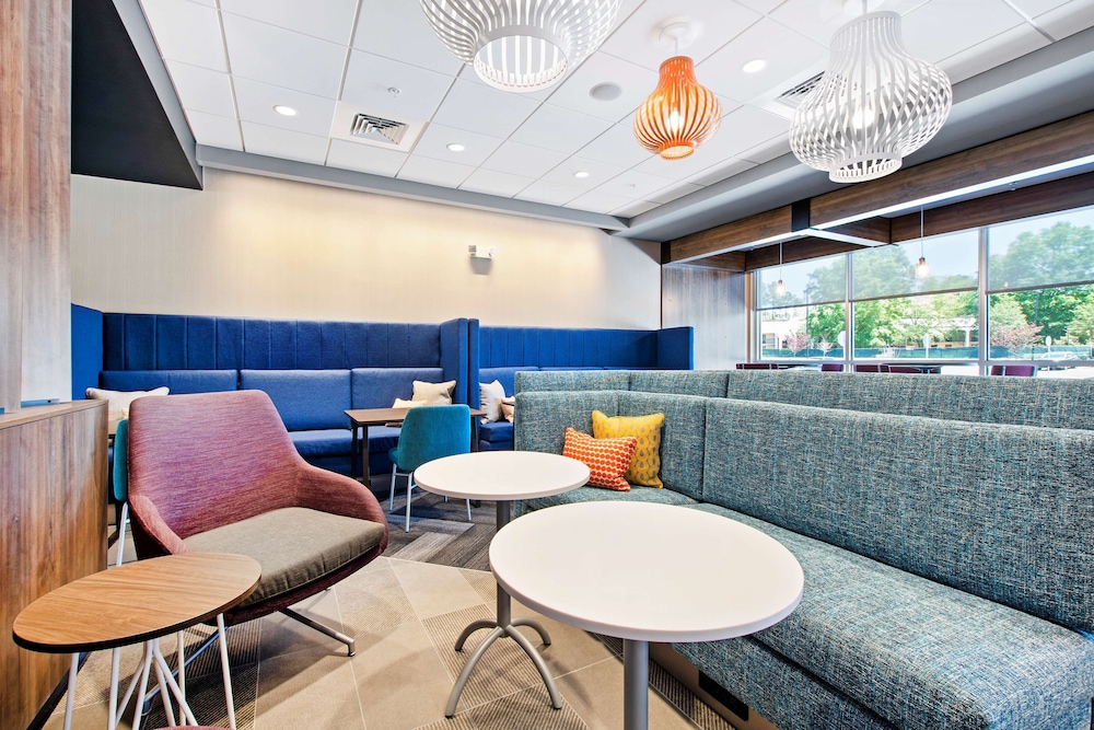 Tru by Hilton Chapel Hill - photo 5