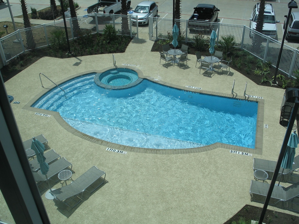 Hilton Garden Inn Houston Pearland - photo 53