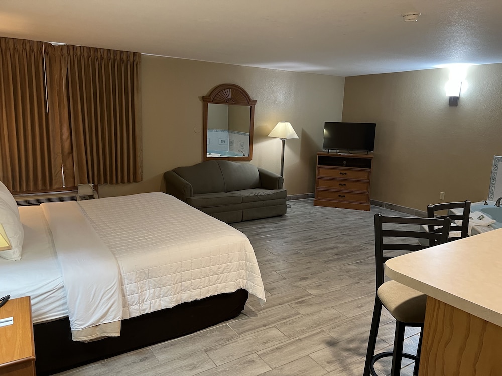 Americas Best Value Inn Pharr - photo 20