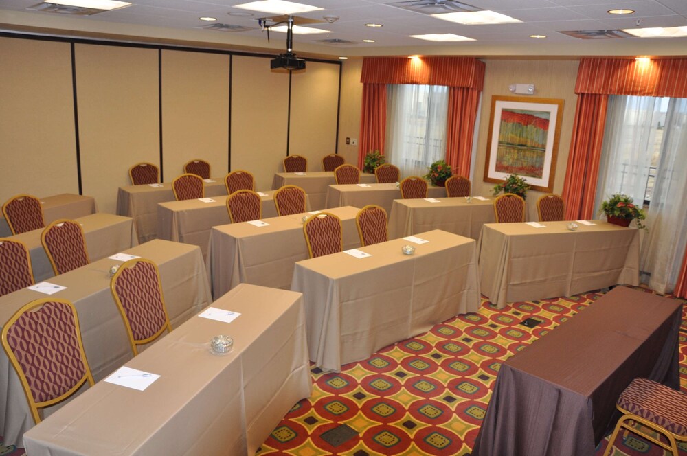 Hampton Inn & Suites Denver Highlands Ranch - photo 6