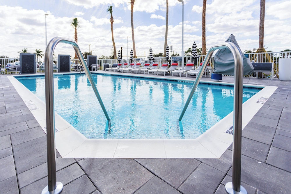 TownePlace Suites by Marriott Port St. Lucie I 95 - photo 28