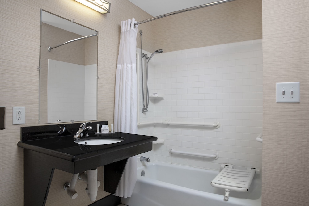 Fairfield Inn & Suites by Marriott Augusta - photo 33