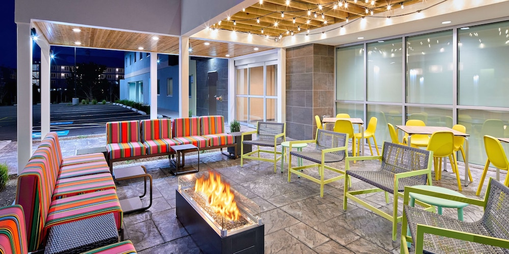 Home2 Suites by Hilton Ocean City Bayside MD - photo 30
