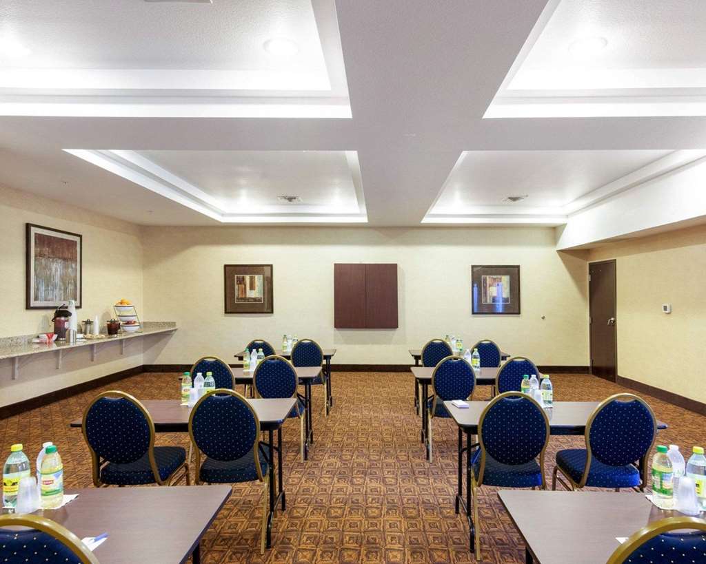 Comfort Inn & Suites Regional Medical Center - photo 26