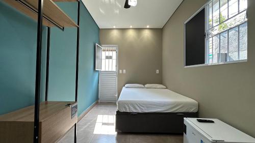 Suíte 01 Praia das Pitangueiras in Guaruja, Brasil