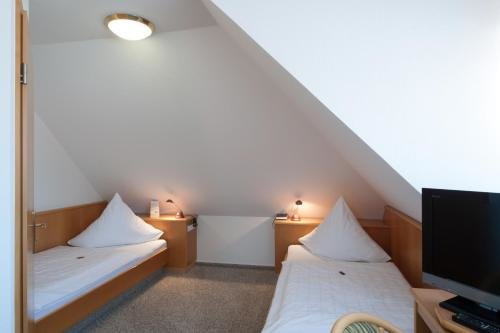 Engelberg 24h check in - carbon neutral hotel in Wangen