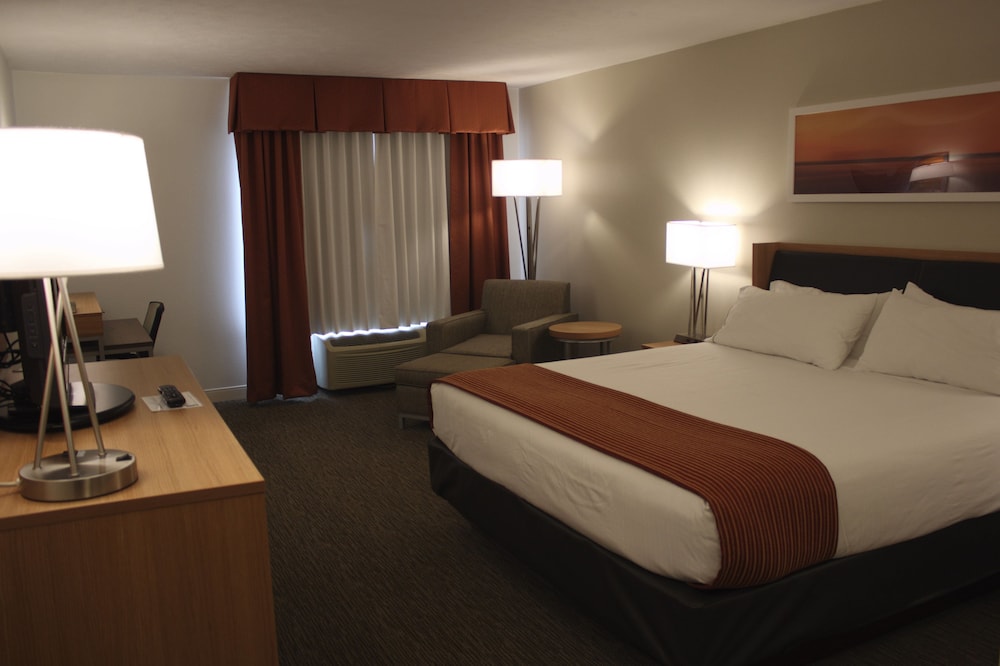 Holiday Inn Express Munising Lakeview an IHG Hotel - photo 4