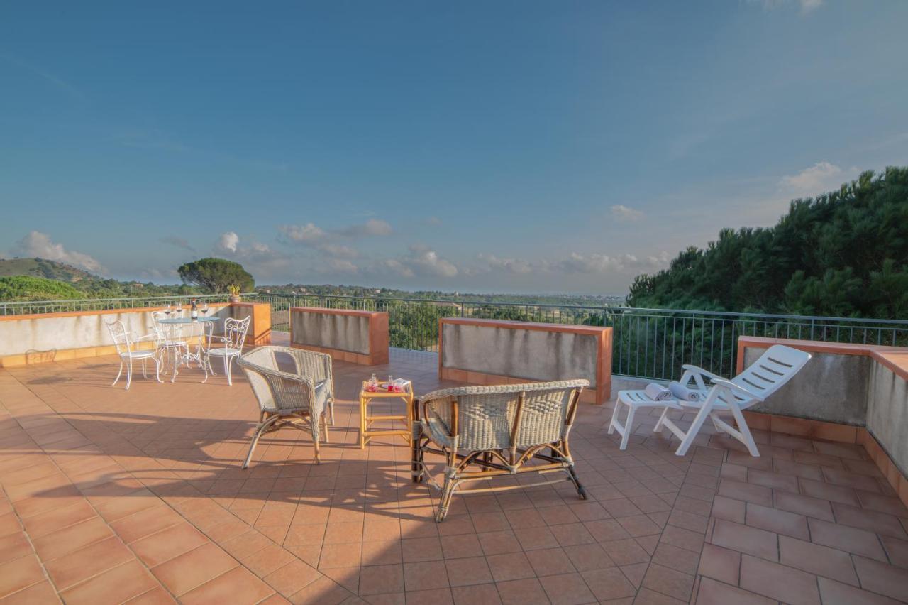 Casa Museo A' Rina — 4-Star Luxury Hotel in Belpasso, Italy