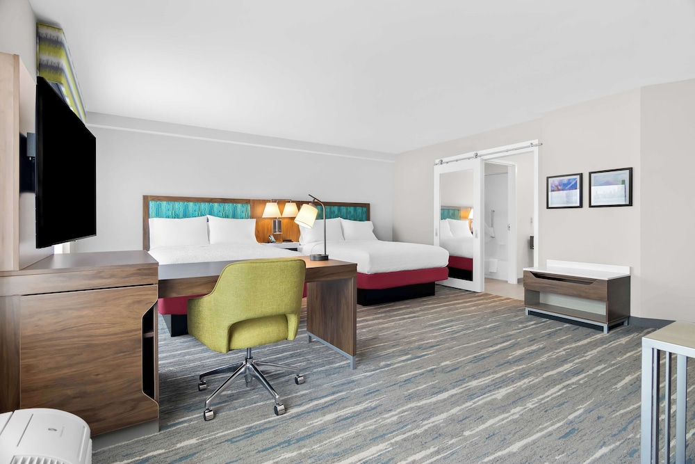 Hampton Inn & Suites by Hilton Chicago Medical District UIC - photo 19