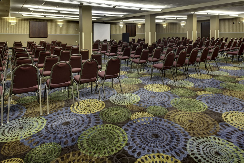 Holiday Inn Express Hotel & Suites Deadwood Gold Dust Casino - photo 45