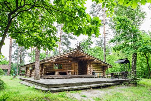 Forest hut Stariy Prud — 4-Star Luxury Hotel in Borodianka, Ukraine