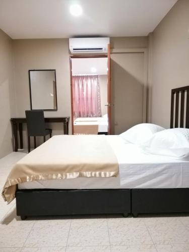 Hotel Nawar — Pasir Mas — photo 5