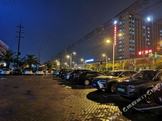 Jiufu Hotel - last minute hotel in Shanghai