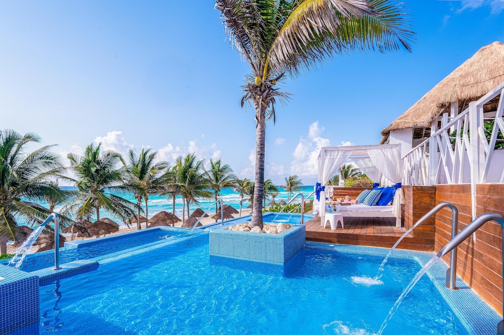 The Grand Oasis Cancun All Inclusive