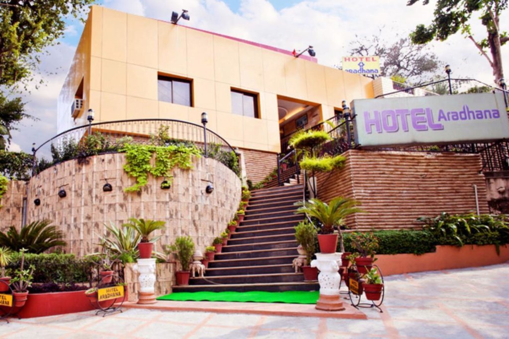 OYO 13552 Aradhana in Abu, India