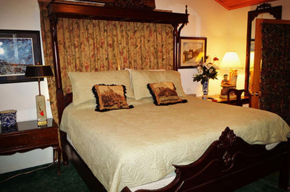Echo Canyon Spa Resort - photo 15