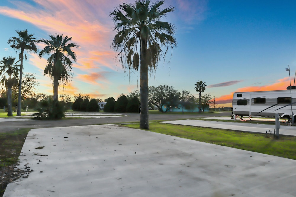 Mathis Motel - photo 24