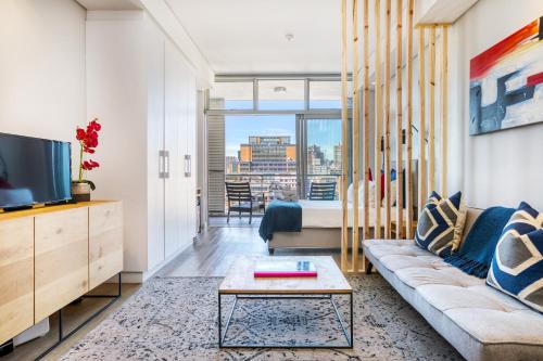 Backup Powered Urban Sanctuary near Table Mountain — 4-Star Luxury Hotel in Cape Town, South Africa