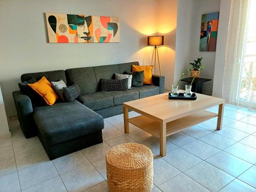 Angela's Apartment — 4-Star Luxury Hotel in Chalkida, Greece