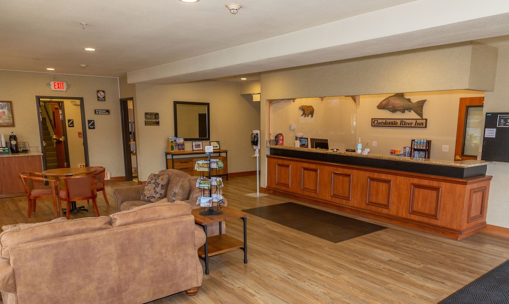 Clatskanie River Inn - photo 2