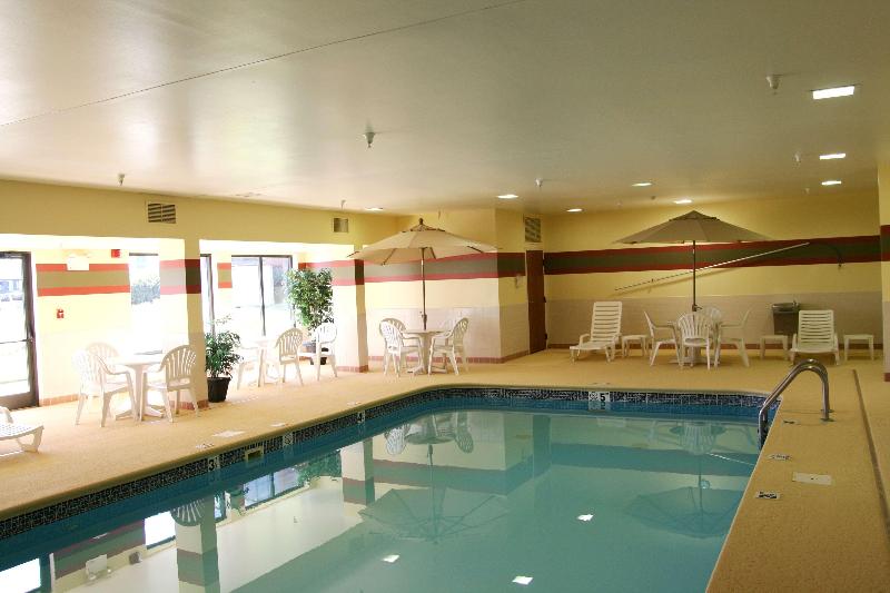 Hampton Inn Marion - photo 16