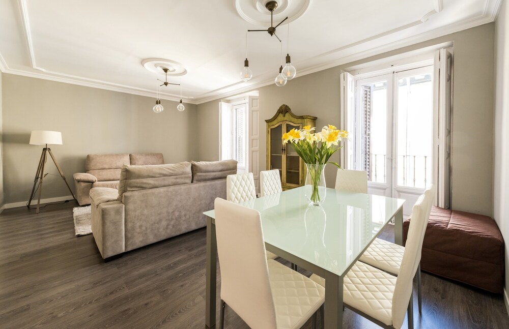 Lavapi s City Center II - last minute hotel in Madrid