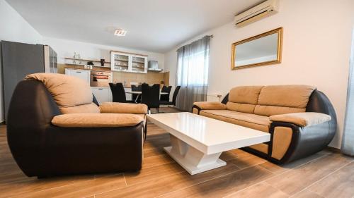 Holiday Home Urbana with pool — 4-Star Luxury Hotel in Zadar, Croatia