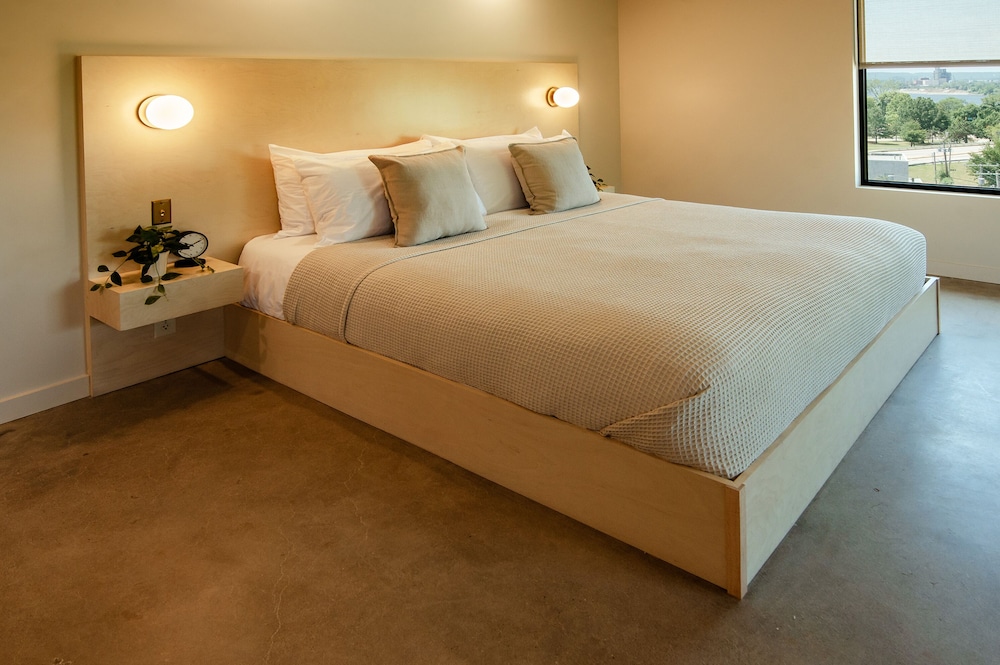 Brut Hotel - photo 22