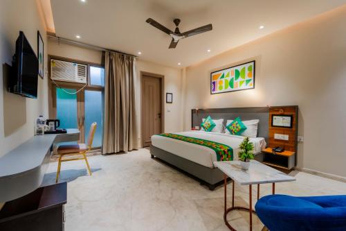Raahgir Suites - last minute hotel in Noida