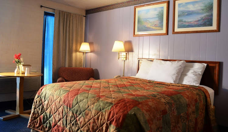Knights Inn Bluefield - photo 11