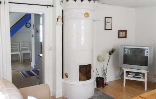One Bedroom Holiday Home In Jonkoping — Joenkoeping — photo 3