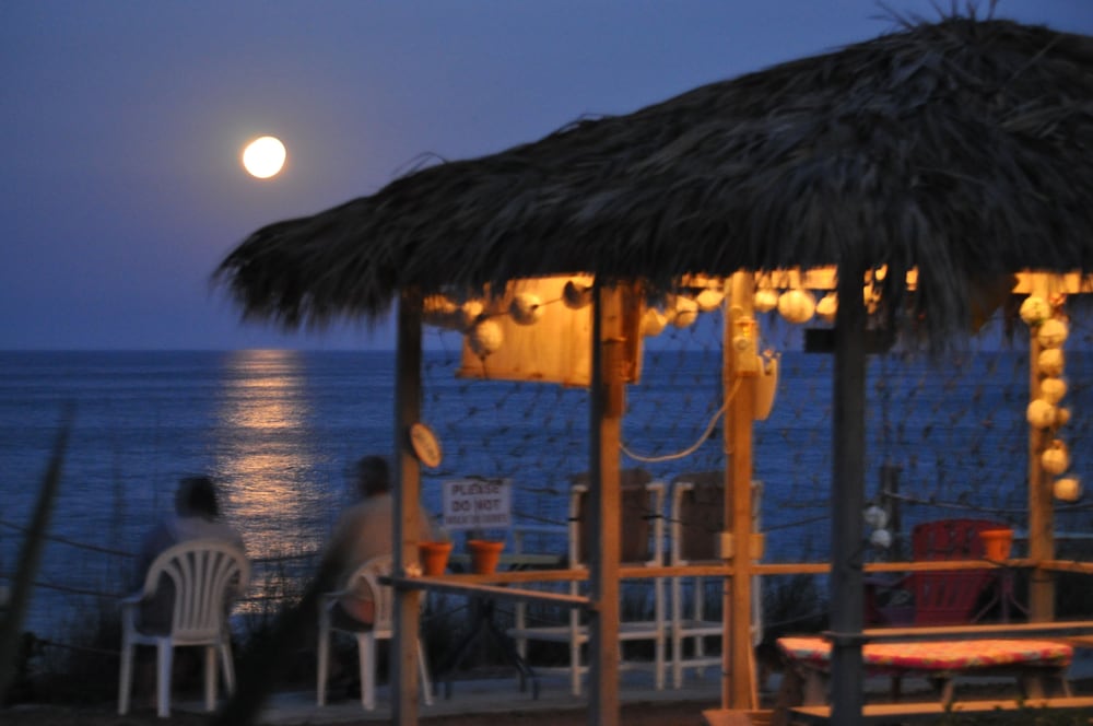 Sea Scape Oceanfront Motel - photo 41