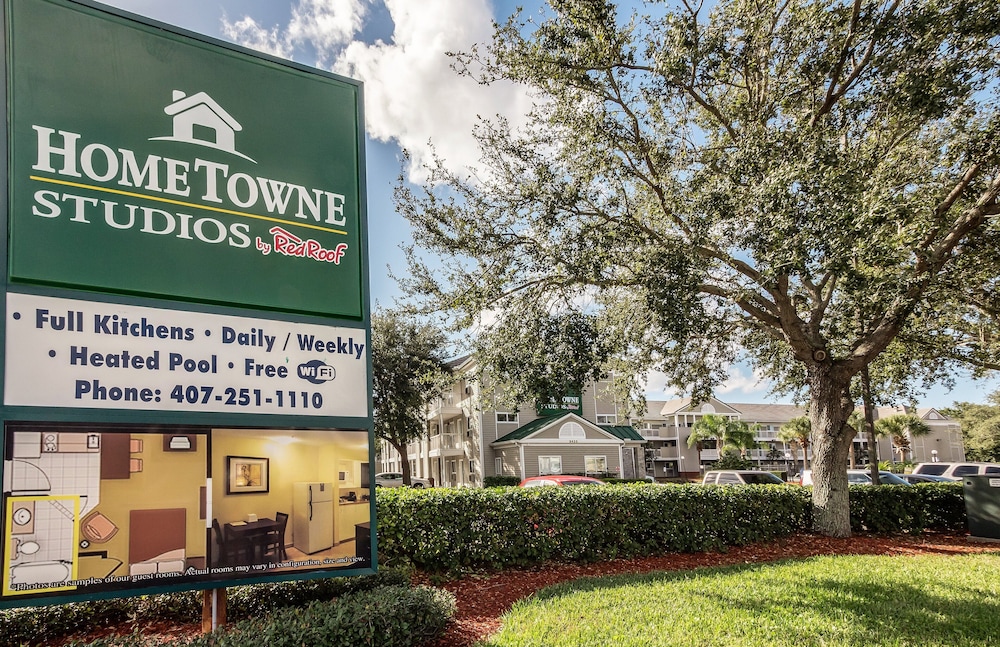 HomeTowne Studios by Red Roof Orlando South - photo 27