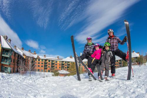 Mountain Creek Resort at Appalachian Hotel Pool & Hot Tub — Vernon — photo 3