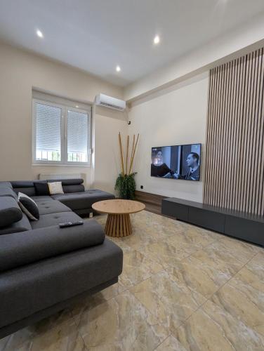 Moda home 3siblings — 4-Star Luxury Hotel in Athens, Greece