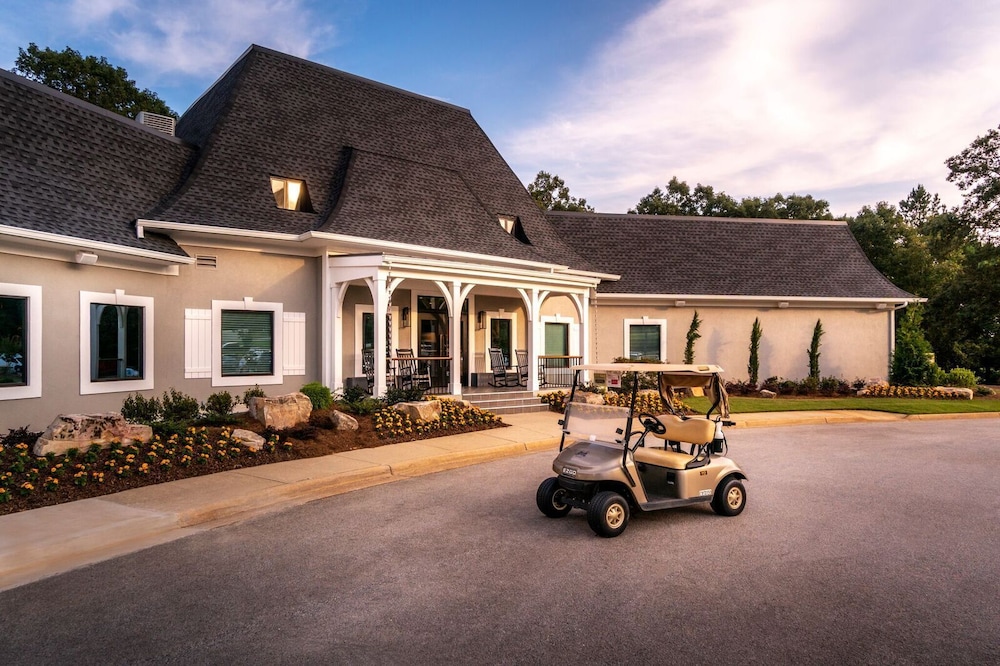 Hampton Inn & Suites Braselton - photo 23